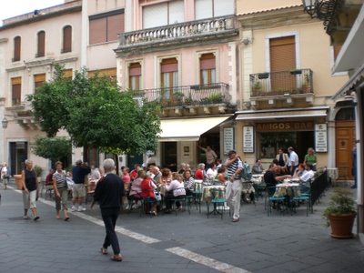 Taormina Caf&eacute;.